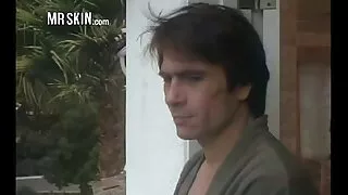 Engraçado vídeo pornô brutal filhotes Foda no banheiro e obter preso