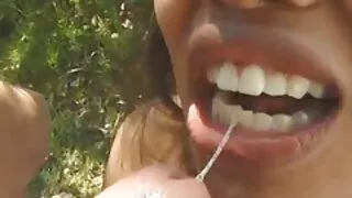 Ágil filme pornô desenho animado tipula fornecido pênis para duas mulheres