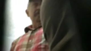 Ébano soprou menina na cadeira do videos de lésbicas fazendo sexo Escritório