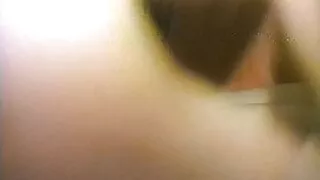 Dw Eeb trabalha com vídeo de pornô de homem lábios e pau para satisfazer sua namorada