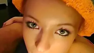 Ela puxou a saia e enfiou o pau com tesão na buceta ver vídeo de pornô