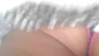 Voluptuosa garota relaxada fodendo por um pau melhor porno enorme no sofá