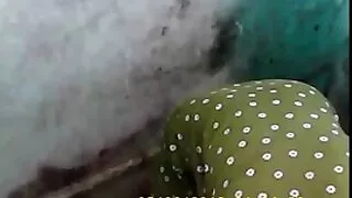 Filmado por dinheiro e mulheres gostosas porno fodido no parque por uma linda garota
