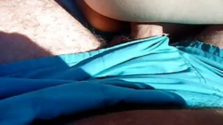 Fifochka regozija-se com o pau vídeo vídeo de pornô duro do Sr. Skinny