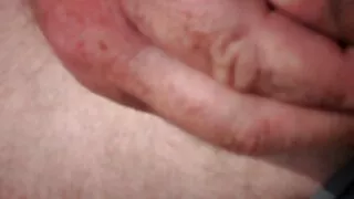 Cutie felizmente reuniu-se com galos pretos vídeo pornô mulher perdendo a virgindade