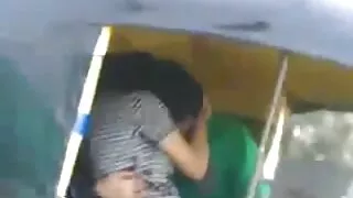 Senhora da limpeza preso vídeo de pornô mulher com mulher na máquina de lavar louça e fodido